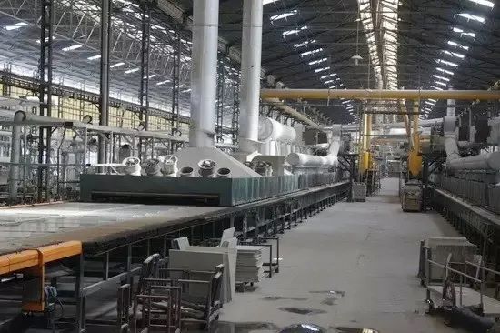 陶瓷廠廢氣惡臭讓人苦不堪言，Dejing的凈?除臭劑幫助企業(yè)達標排放！.jpg
