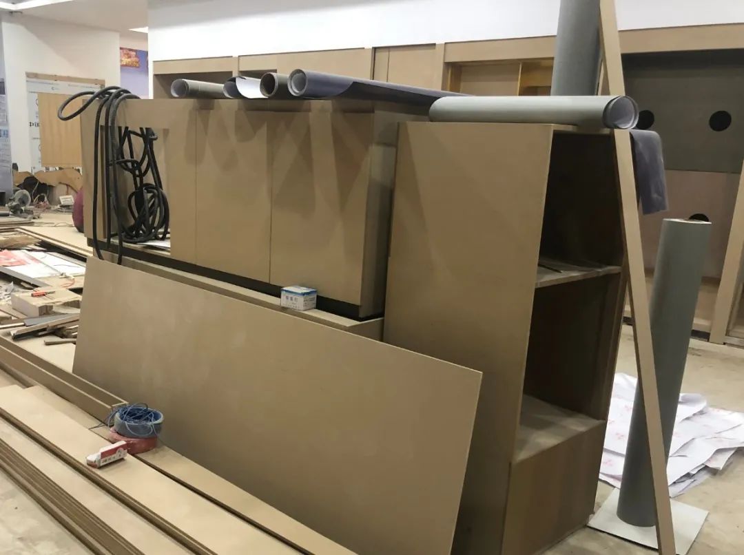 木質(zhì)建材、木質(zhì)家具制造業(yè)釋放大量臭味，的凈除臭劑快速分解除臭！.jpg