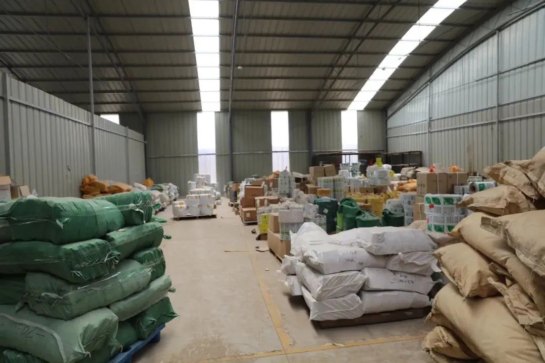 飼料廠車間腥臭味擾民，就用Dejing的凈飼料廠專用除臭劑.jpg